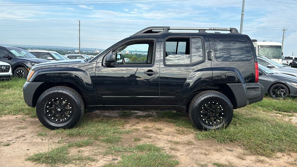 2012 Nissan Xterra — interior view
