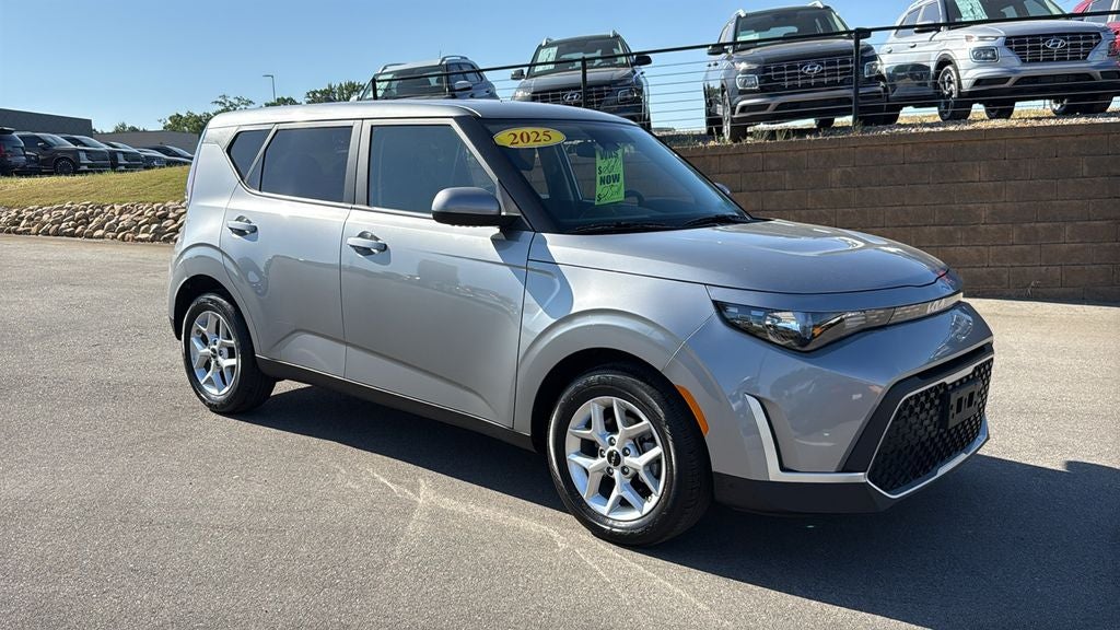 2025 Kia Soul LX in Steel Gray — front three-quarter view